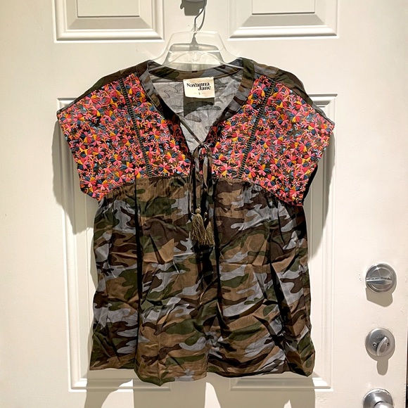 Savanna Jane Embroidered Floral Army Camouflage Blouse Small, Pink Red Yellow - Picture 4 of 11